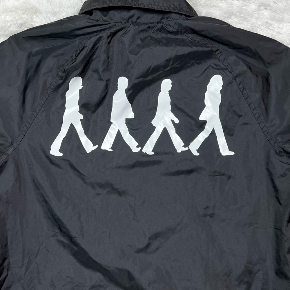 NWOT The Beatles Abbey Road Snap Down Windbreaker Jacket Black Unisex Sz S - Picture 6 of 10